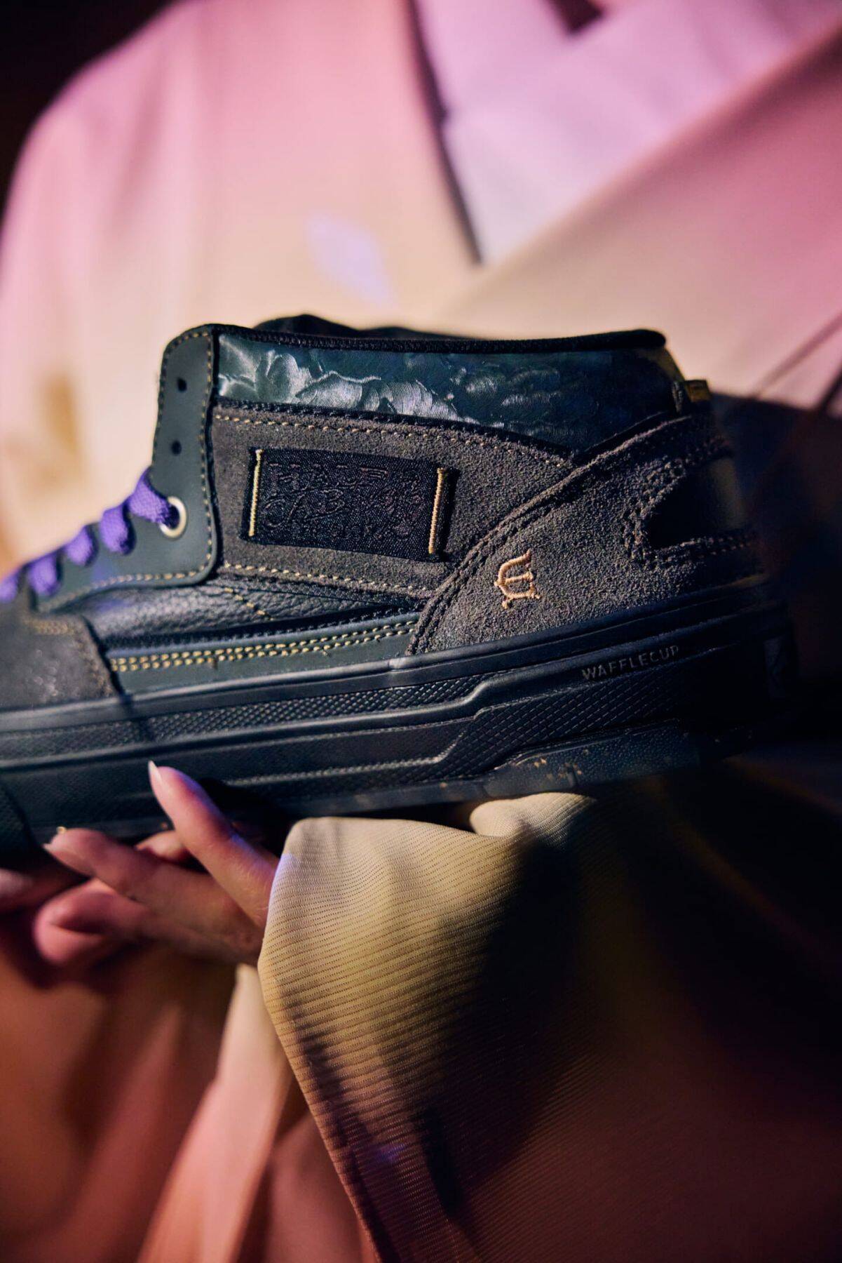 〈Vans〉が〈Evisen Skateboards〉との最新コラボレーションを発表