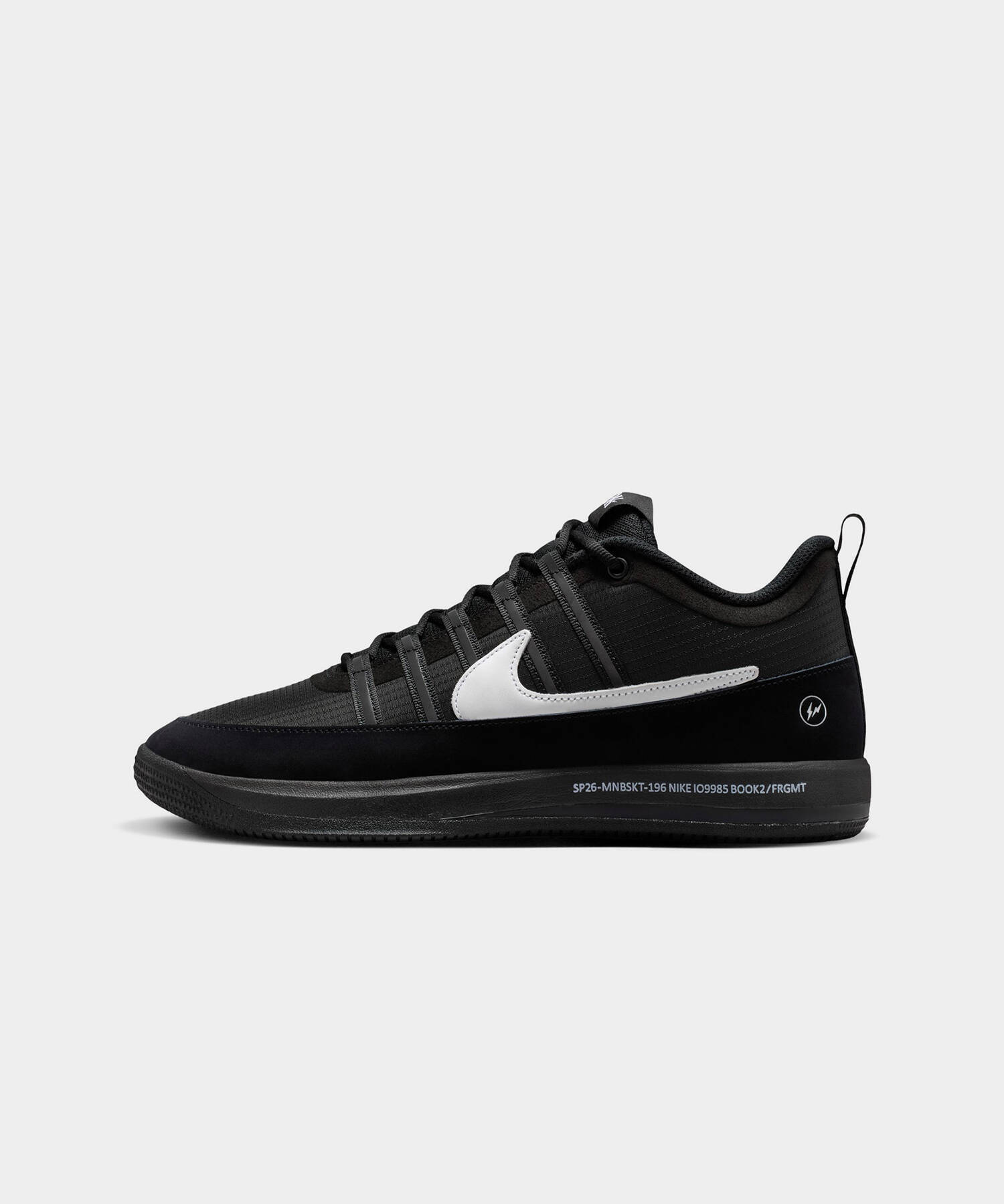 〈Nike〉と〈fragment design〉による最新コラボBOOK 2 “FRAGMENT”が発売