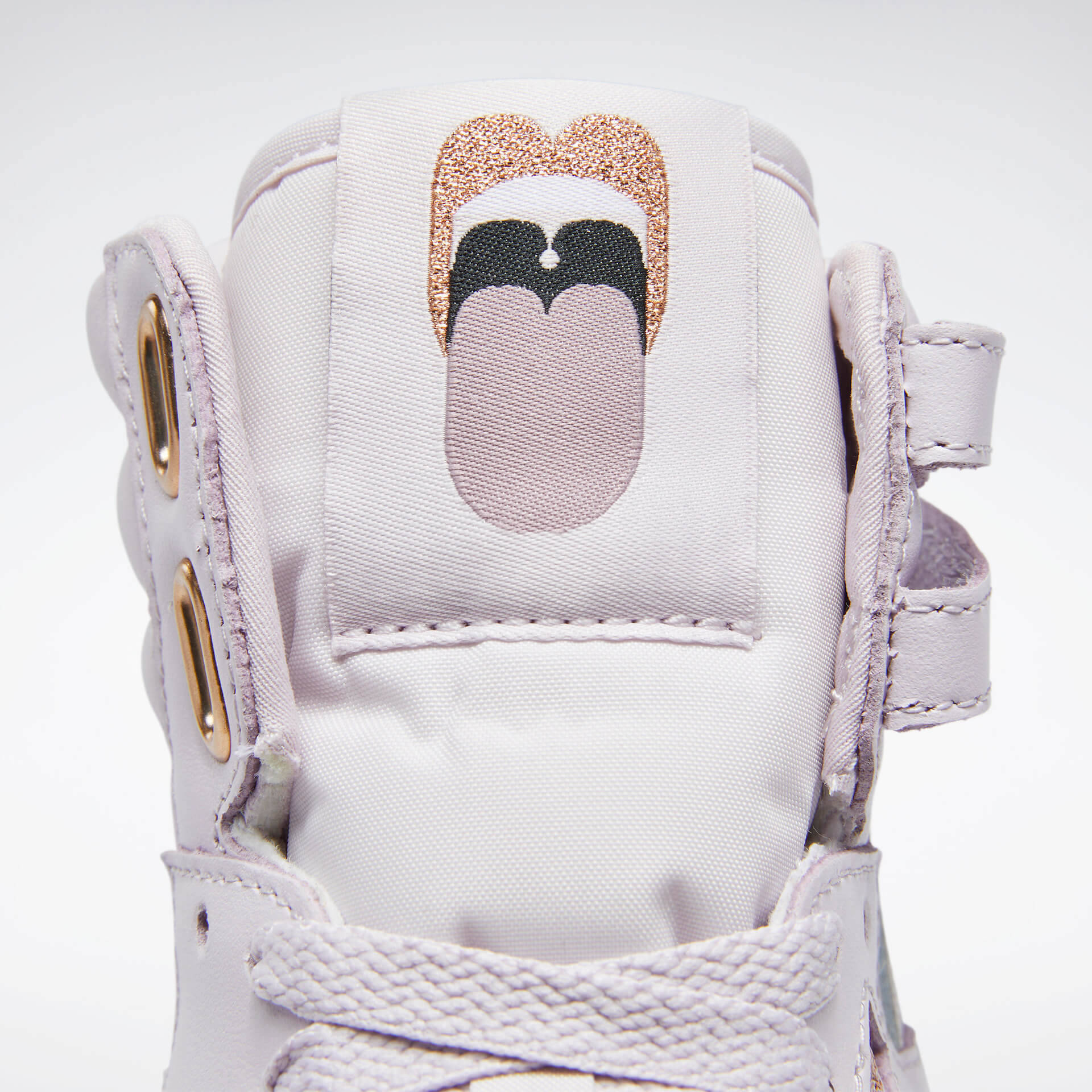 ReebokがCardi Bとの新コラボコレクション「Let Me Be…Enchanted」を発売決定