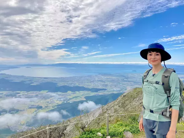 「本上まなみ、早霧せいな、金子貴俊が山登りの楽しさを伝える！Columbia Presentsテレビ番組『そこに山があるから』スタート」の画像