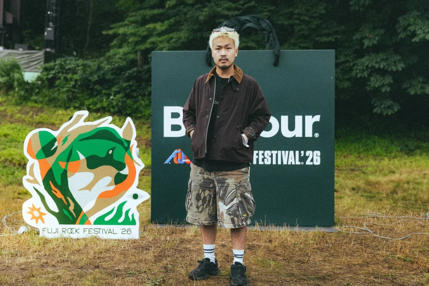 バブアーがフジロック初参戦！苗場で出会う“夏のバブアー” ブースレポート＆アーティストスナップ