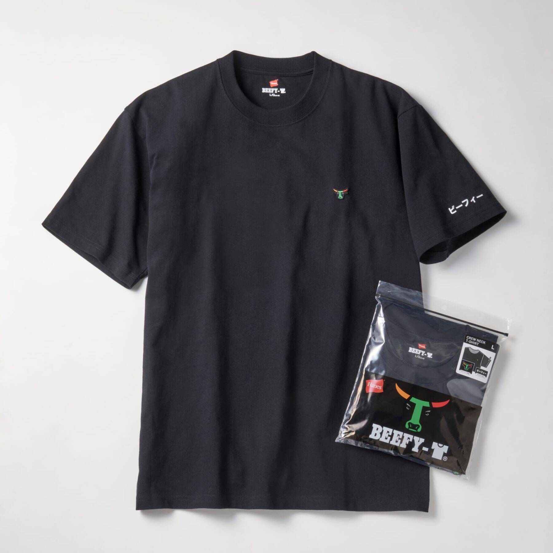 〈Hanes〉が「セブン-イレブン」との初となるコラボアイテムを発売