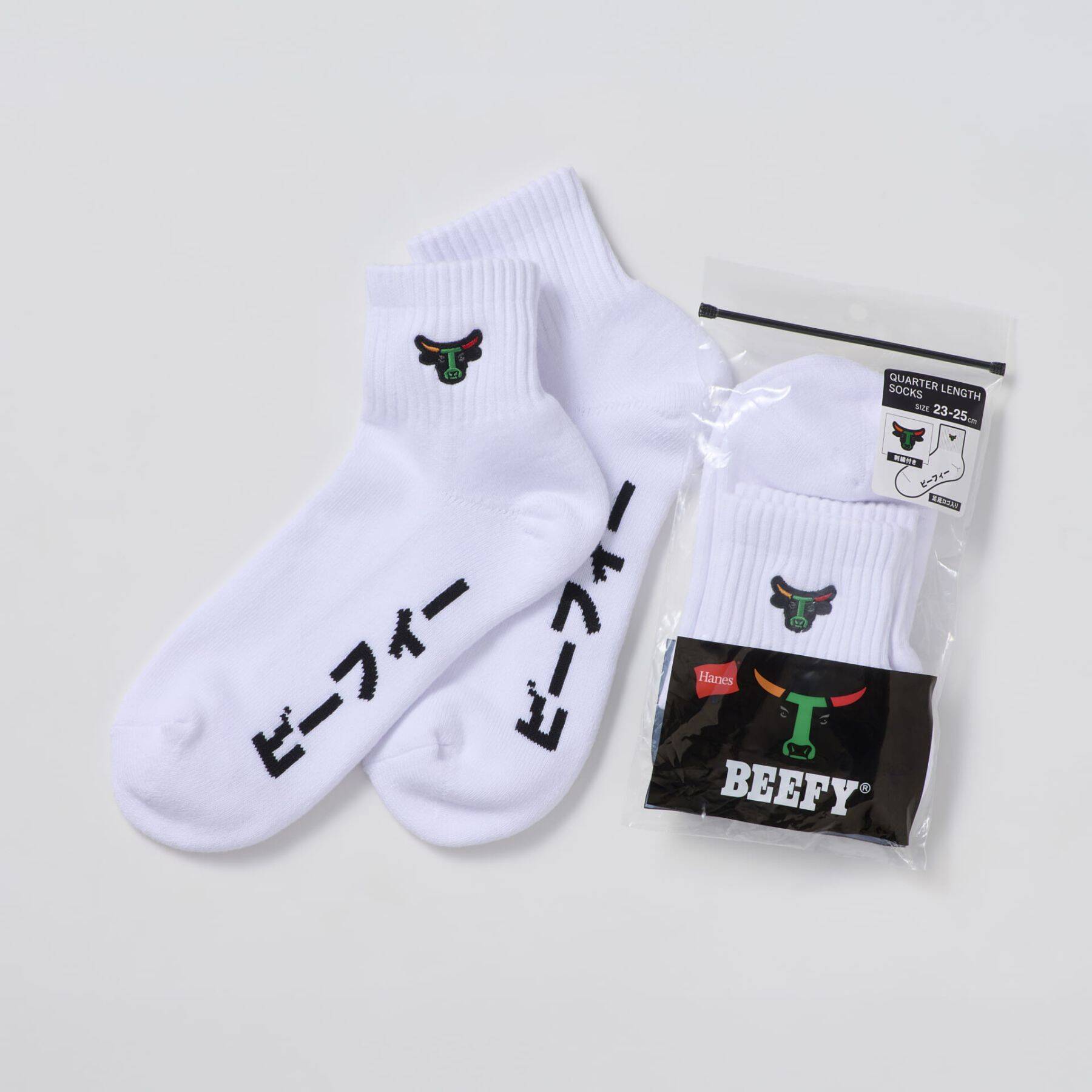 〈Hanes〉が「セブン-イレブン」との初となるコラボアイテムを発売