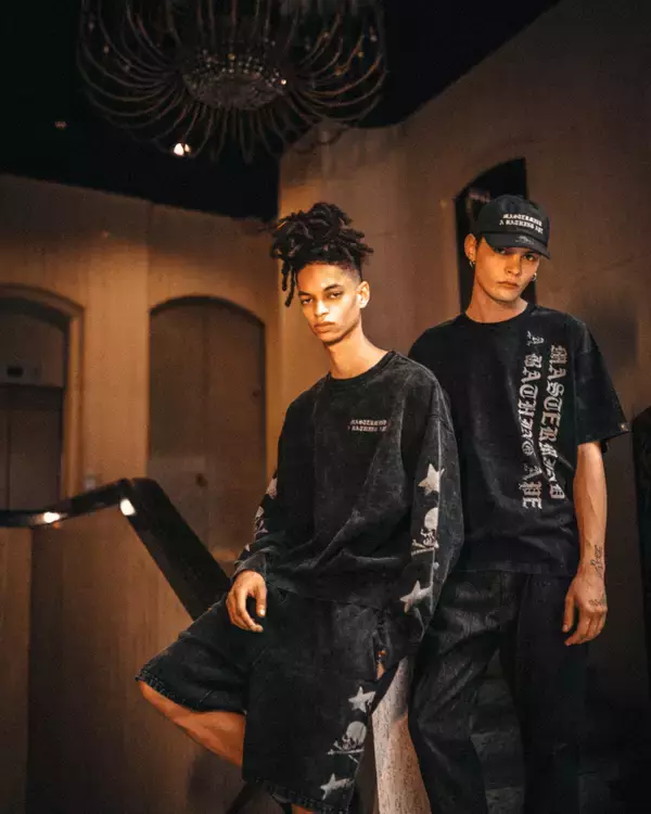 「〈A BATHING APE®︎〉と〈mastermind JAPAN〉が最新コラボコレクションを発売」の画像