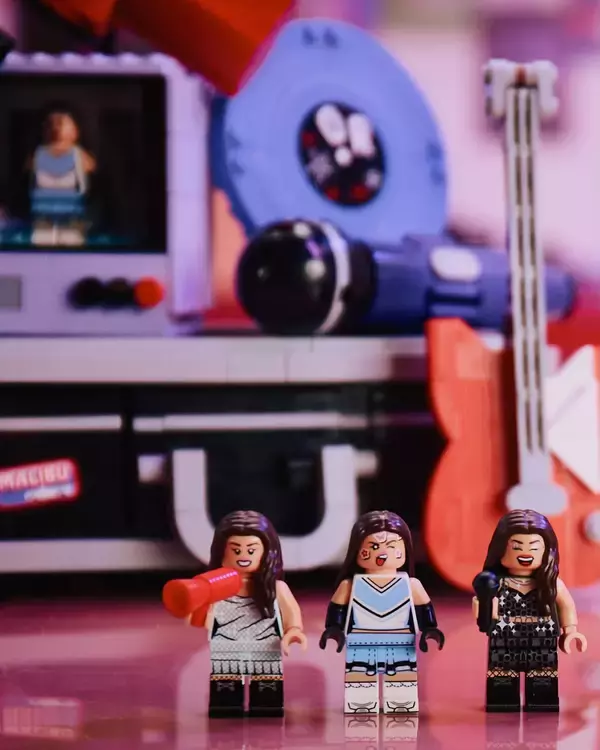 「「LEGO®︎」がオリヴィア・ロドリゴとのコラボレーションを発表」の画像