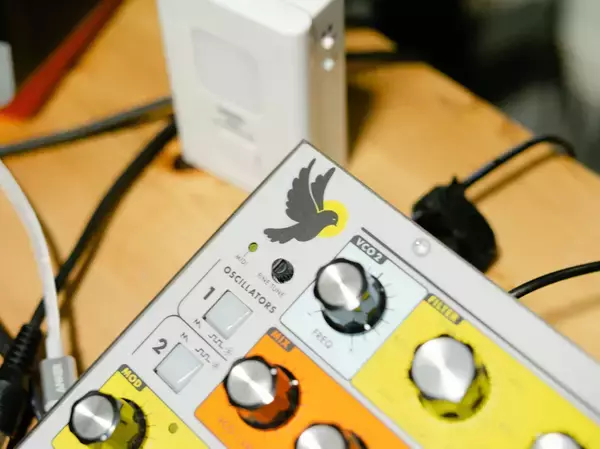 「tofubeatsが対峙するイメージと実像──『REFLECTION』で刻む人生の記録」の画像