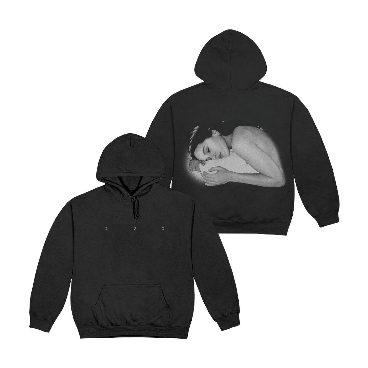 スペイン発のグローバル・アイコン ロザリアの日本限定スペシャルグッズが期間限定発売