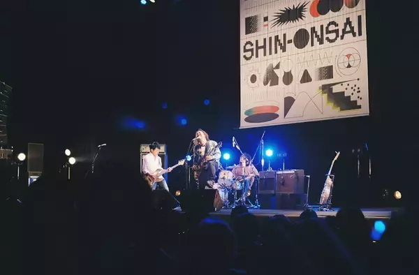 「LIVE REPORT：＜SHIN-ONSAI 2022＞———新宿の真ん中、その文化の声を聴く」の画像