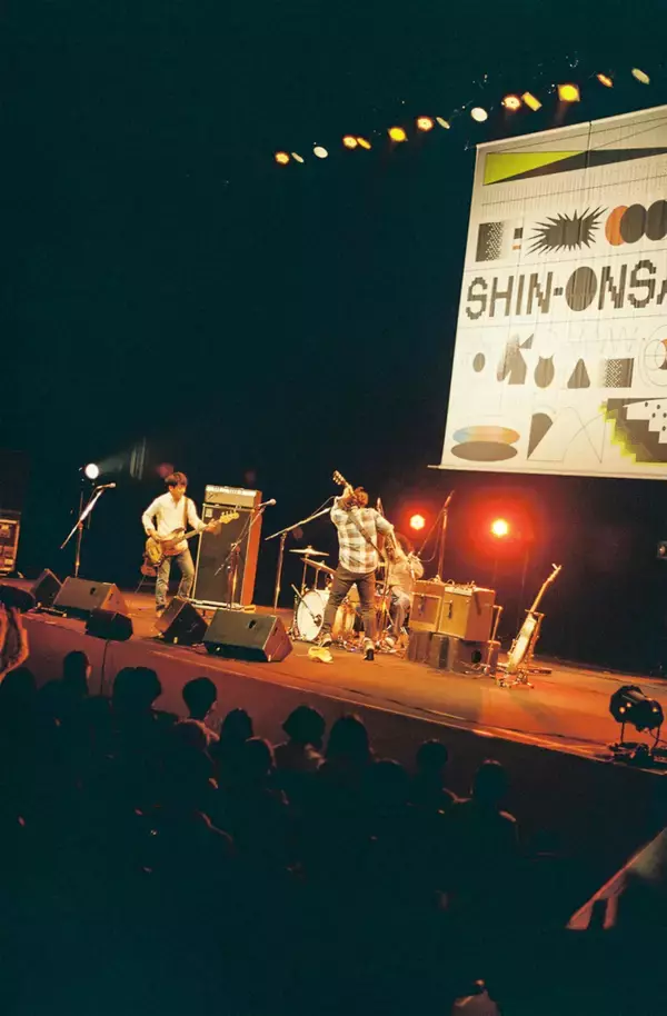 「LIVE REPORT：＜SHIN-ONSAI 2022＞———新宿の真ん中、その文化の声を聴く」の画像