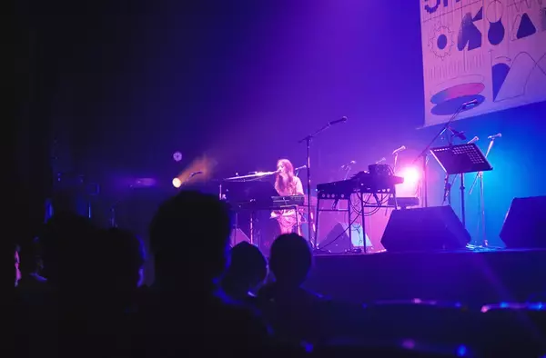 「LIVE REPORT：＜SHIN-ONSAI 2022＞———新宿の真ん中、その文化の声を聴く」の画像