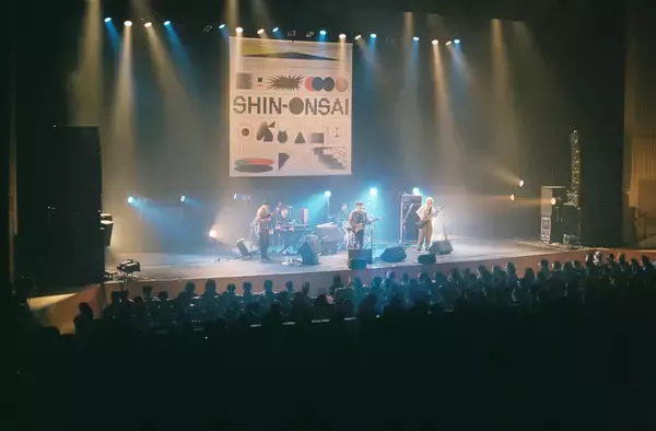「LIVE REPORT：＜SHIN-ONSAI 2022＞———新宿の真ん中、その文化の声を聴く」の画像