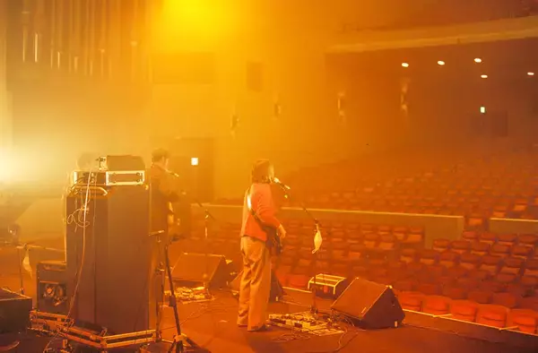 「LIVE REPORT：＜SHIN-ONSAI 2022＞———新宿の真ん中、その文化の声を聴く」の画像