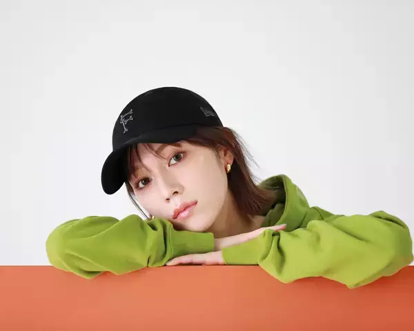 「Z世代ガールズストリートカルチャーを牽引する古川優香とニューエラのコラボコレクションが登場！」の画像