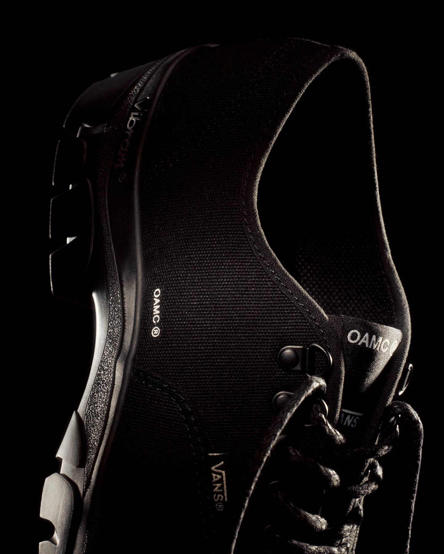 〈OTW by Vans〉x〈OAMC〉によるコラボコレクションが発売