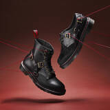 「〈Dr. Martens〉が午年をテーマにした“イヤー・オブ・ザ・ホース”コレクションを発売」の画像2