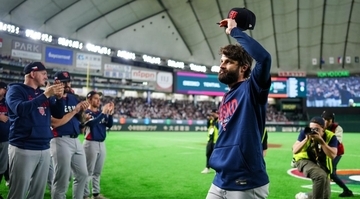 「日本、ありがとう。本当に私の人生を変えてくれました」「少し時間がかかるかも…」WBC日本戦で代表引退のチェコ投手が感謝