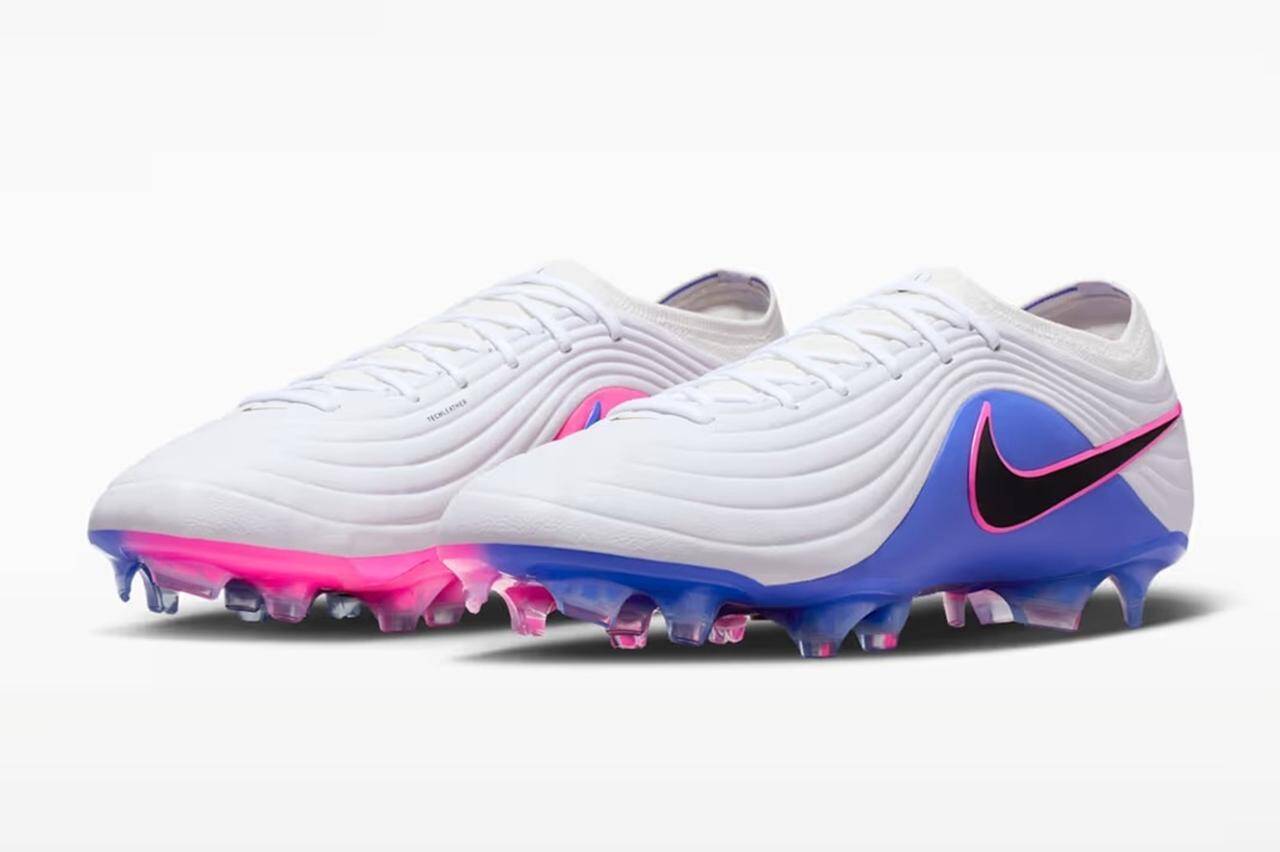 NIKEの新スパイク『ティエンポマエストロ』、早くもNEWカラーが登場！しかも「ブラック」と「ホワイト」の2種類