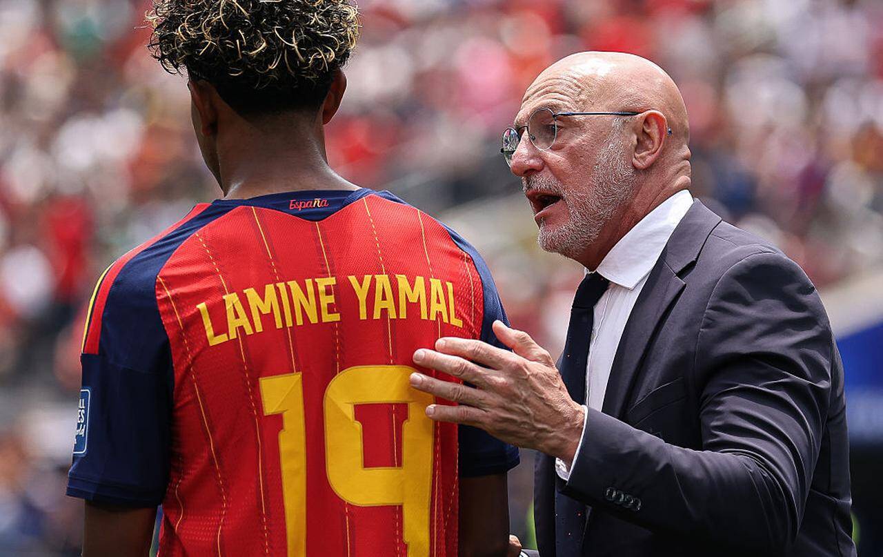 5-0の大勝に影を落としたヤマルの交代劇――スペイン監督が見せた"擁護"の真意