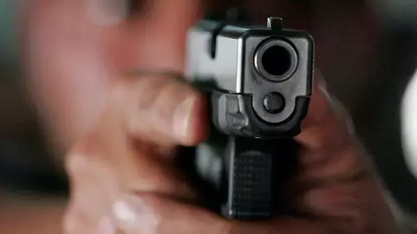 日本人も所属したアジャクシオの元会長、母親の葬儀中に射殺される…『コルシカのゴッドファーザー』と呼ばれた民族運動有力者