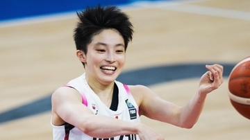 日本の18歳女子高生スターにやられた中国バスケ、報道関係者が怒りの審判批判！「恥さらしメディア」と冷静な声も