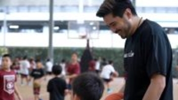 Bリーガーから起業家へ。元横浜BC・湊谷安玲久司朱が語る、引退から同級生2人と会社設立まで｜『アレクの起業日記』#1