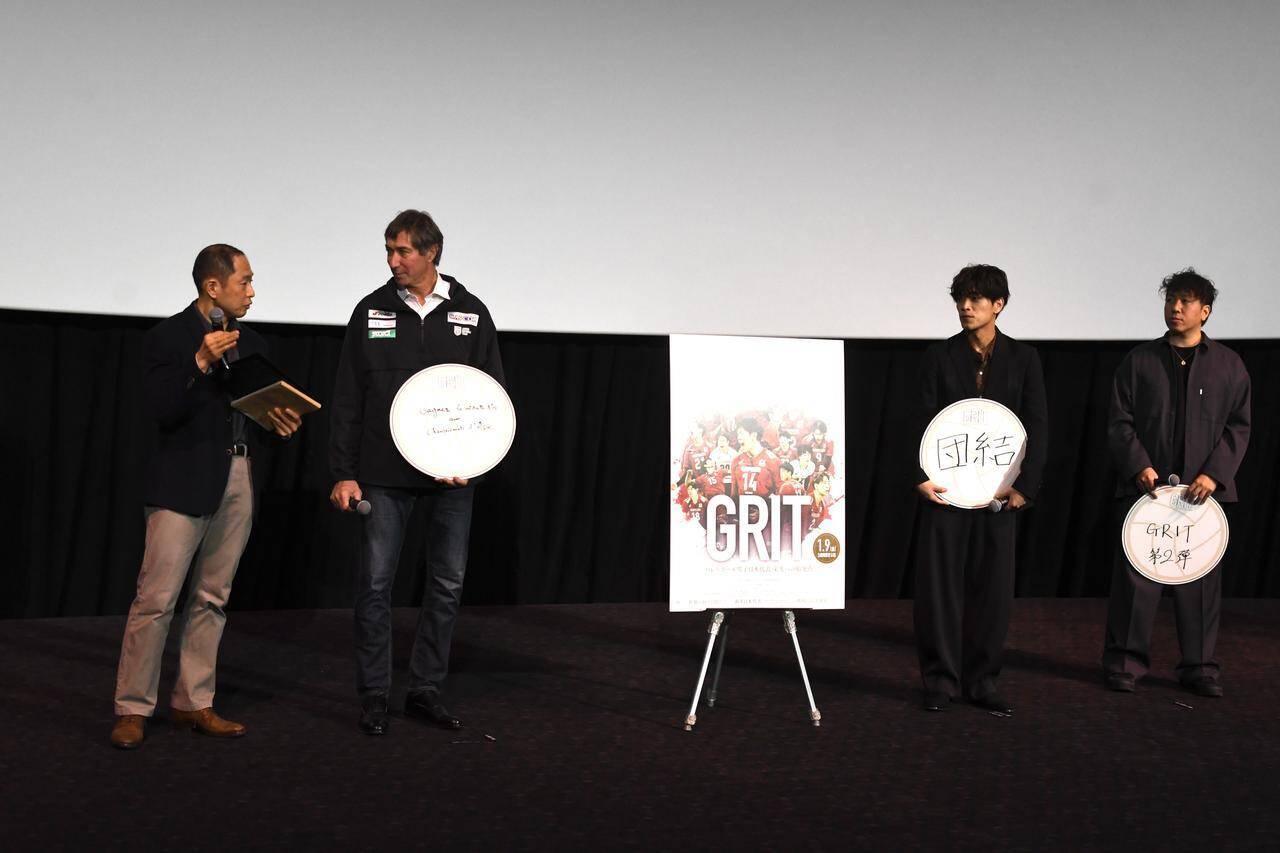 timelesz・原嘉孝が男子バレー映画の舞台挨拶に登壇「ミドルブロッカーでキャプテンだった」学生時代の思い出を明かす