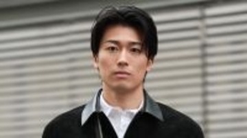 25歳イケメン日本代表選手、ピアス派の人気アイドルと意気投合！幼馴染の仲良し選手は「ピアスは全然好きじゃなくて…」