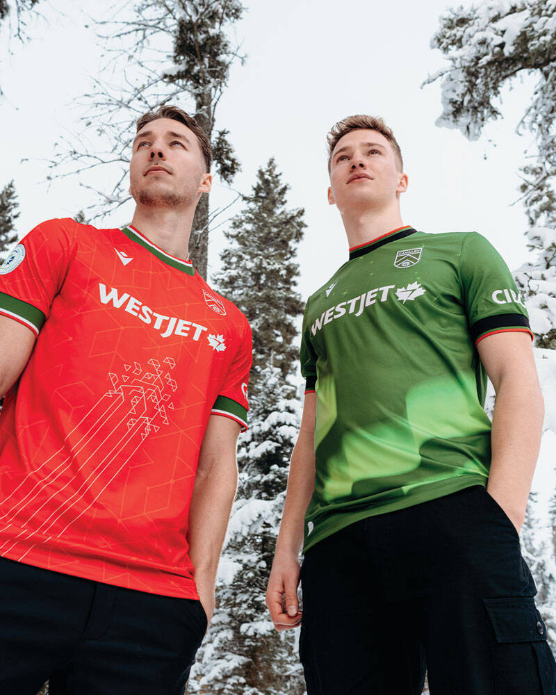 大自然の神秘オーロラ！カナダ1部に「ノーザンライツ」を描くユニフォームが登場　背中には“あの星座”も