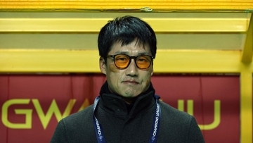 「アップルからギャラクシーに…」韓国で珍事？新監督が記者会見で“スマホ変更宣言”をして話題に