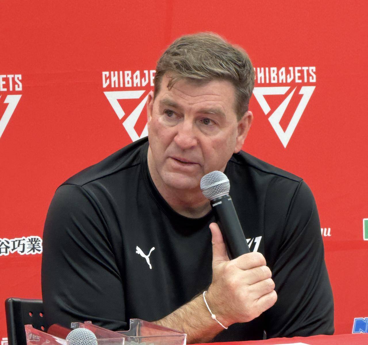 45歳での電撃現役復帰！ジェフ・ギブスが8か月ぶりに"千葉ジェッツ"のコートへ「再び選手としてプレーしたいという想いが強くなった」【PickUp B.LEAGUE】