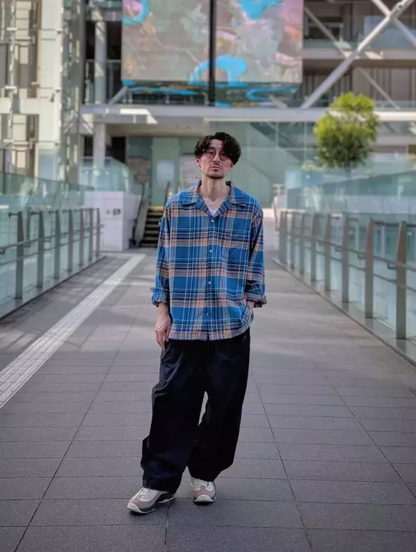 40代メンズの大人スニーカーコーデ3選｜落ち着きと若々しさを両立する着こなし術