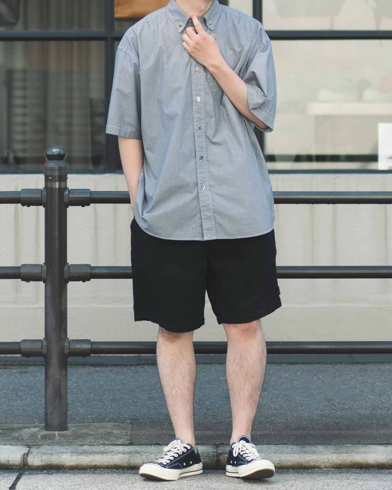 【ゴープコア風の雰囲気】で、トレンドを意識。 大人に似合う「ハーフパンツコーデ」