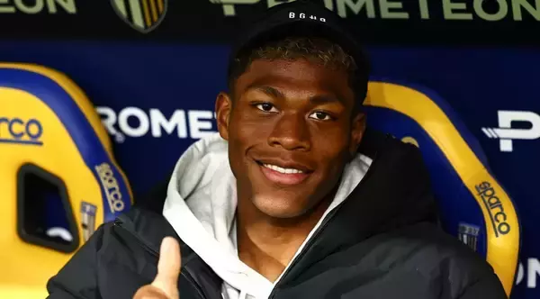 日本代表GK鈴木彩艶、移籍金45億円以上でパルマが今夏に売却か 「プレミアリーグクラブがすでに動き」と現地紙