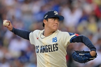 通算355勝の殿堂入り右腕だけが持っていた大記録に、山本由伸が並んだ