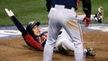 「一生やってはいけないプレー」WBC優勝の侍ジャパン戦士、靱帯がブチブチに切れた『神の右手』秘話