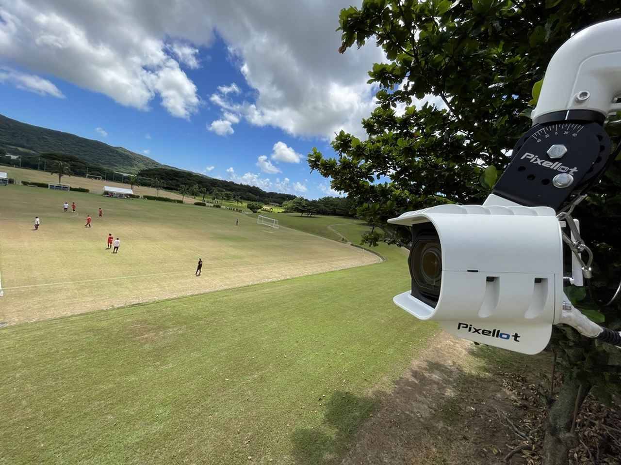 サンフレッチェ広島、石垣島キャンプのトレーニングマッチ福岡大学戦を「AIカメラ」でライブ配信！全世界で無料視聴が可能