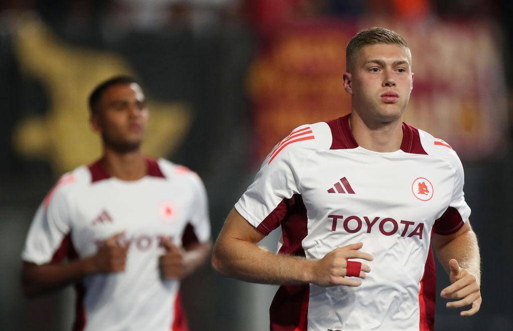 サッカーゲーム『EA FC25』、能力が爆上がりしたブレイクスター5人