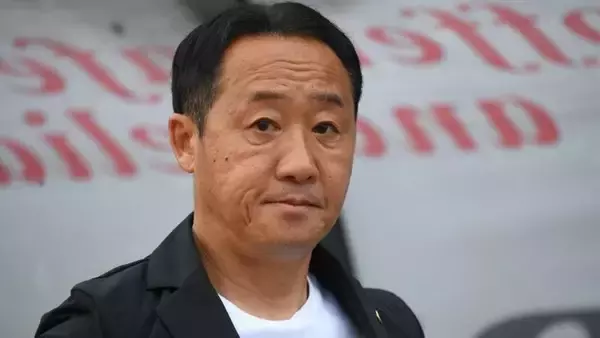 「体育館練習に逃げてた…」黒田剛監督、青森山田高校時代に体育館練習をやめて雪中サッカーをさせたワケ