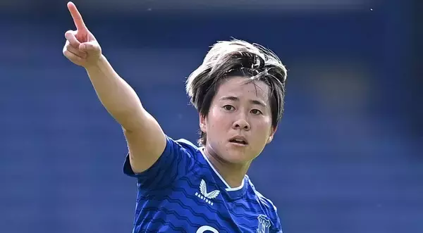 慶應大卒の30歳日本人女子、世界最強女子GKからスーパーゴール！女子格闘家も仰天する衝撃弾