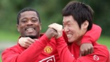 「人は生まれつき人種差別主義者ではない…アジア人でも人種差別主義者になり得る」パク・チソンと親友になったエヴラが持論