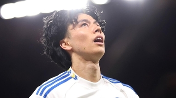 リーズ田中碧、強豪ユナイテッド相手で暴れる！「ずば抜けていた」とご意見番キャラガーも称賛