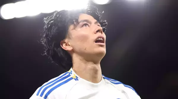 リーズ田中碧、強豪ユナイテッド相手で暴れる！「ずば抜けていた」とご意見番キャラガーも称賛