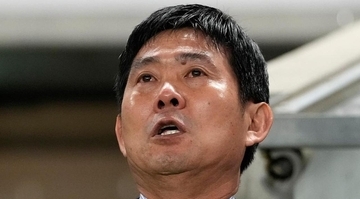 日本代表森保監督、W杯の国歌斉唱で涙…「もらい泣きしそう」「素晴らしい人々と美しい国」「日本国歌は素敵」と海外で話題