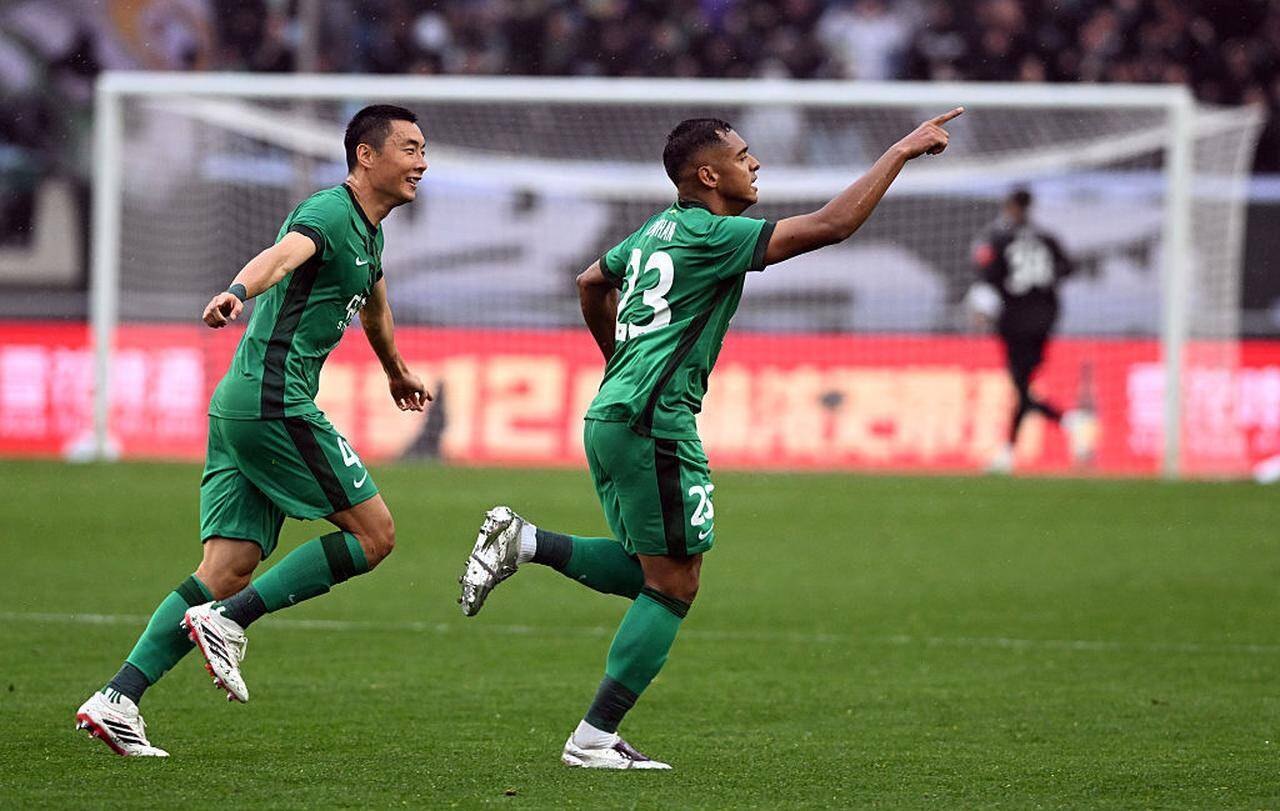 中国超級リーグで試合後に両軍衝突――ベンチ前での乱闘で北京国安に下された3件の重罰とは
