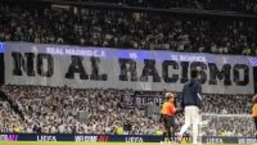 「私ほどの同性愛者好きはいない」「女装もする」ナチ式敬礼で追放されたレアルファン、弁明の内容が話題