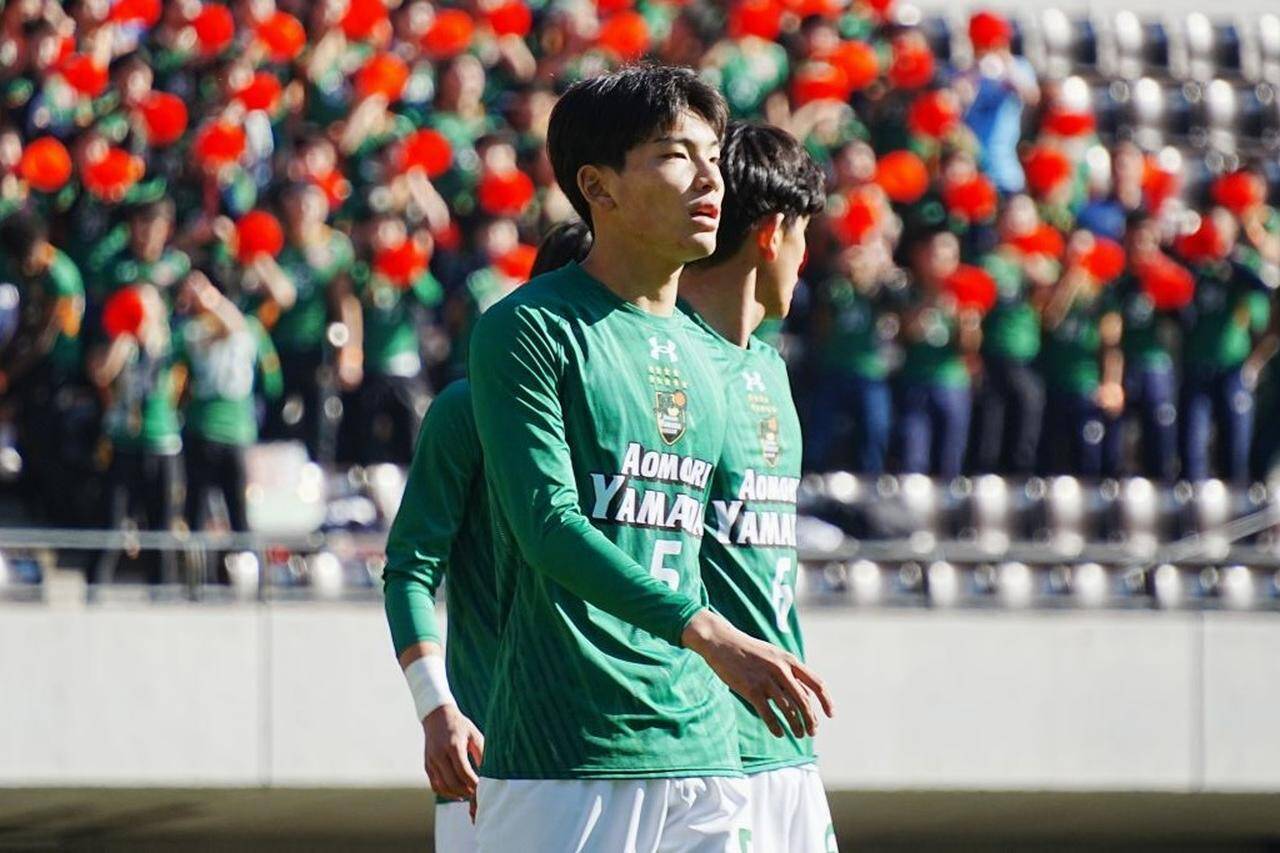 部屋にこもるほどの悔しさを乗り越えた青森山田DF大場光翔、選手権で憧れた“松木世代”に近づくゴールで1回戦突破「一週間は立ち直れなかった」