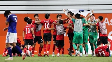 「日本戦のピッチはよくなかったが…」韓国暫定監督、アジア競技大会優勝を祝福　兵役免除で炎上のOA選手は謝罪