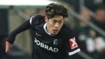 24歳鈴木唯人、フライブルクで美ゴール！「難しい角度からの素晴らしいボレーシュート」と現地脱帽