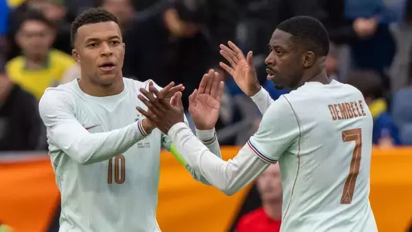 W杯のために休暇も返上！問題児だった29歳仏スターが改心！『守備しようぜ』と代表主将を説得