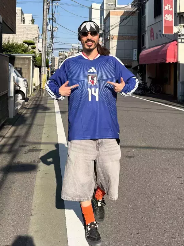 今季ユニフォーム、みんなはどう着てる？大人の最旬【スポーツMIXスタイル】